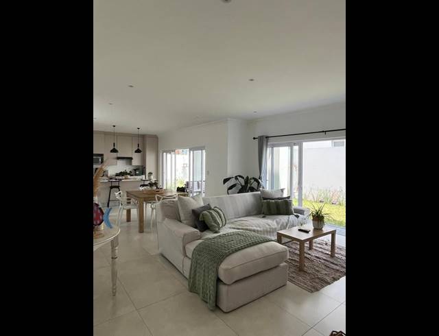 3 BEDROOM PROPERTY TO RENT IN BRYANSTON